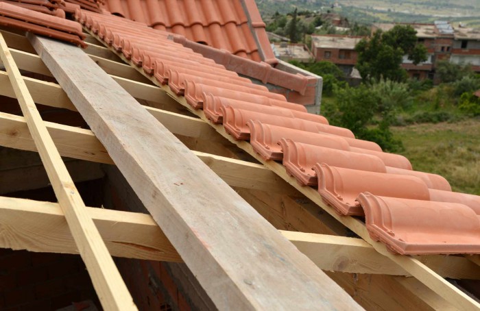 Entreprise de couverture d'expérience pour l'installation et la rénovation de toiture à Hyères